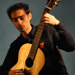 Foto de Luigi H., Profesores particulares de guitarra baratos en Zaragoza
